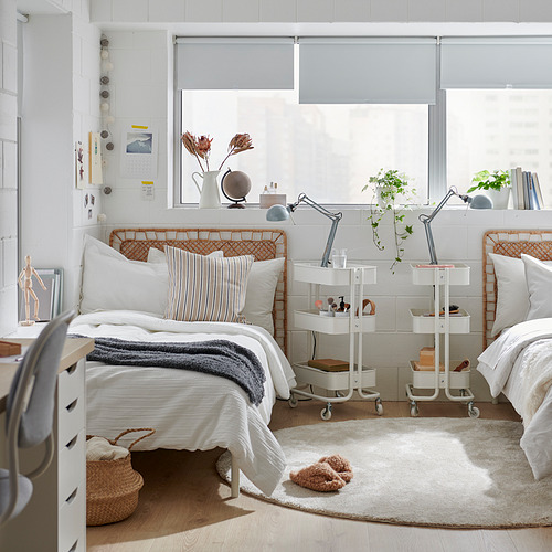 LUKTVICKER, comforter set. 2 of 5 open dialog