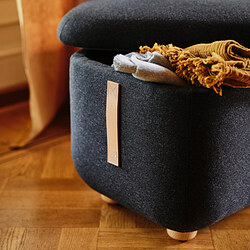 OSKARSHAMN ottoman with storage