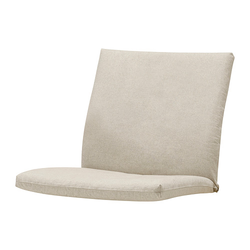 Un cojín de silla POÄNG en color beige, con un diseño elegante y moderno con tejido beige, comodidad lujosa y forma rectangular.