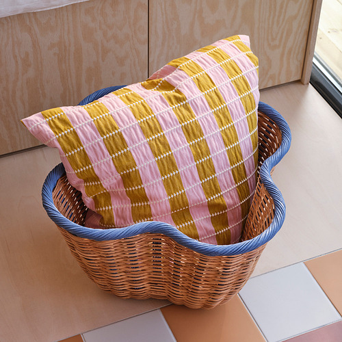 OMMJÄNGE, funda para cojín. 3 de 5 open dialog