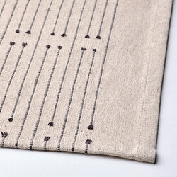 VÅRARV table runner