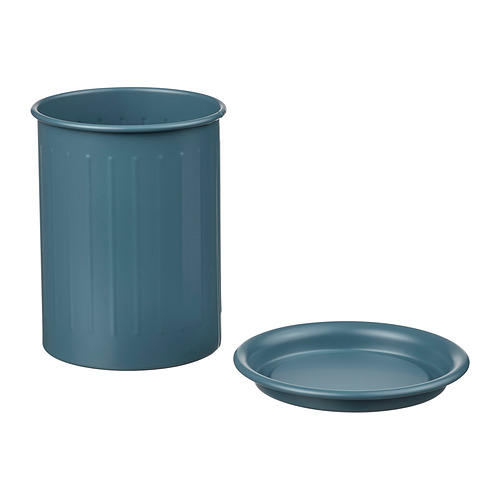 Escurridor de platos de acero galvanizado azul y bandeja de acero inoxidable.