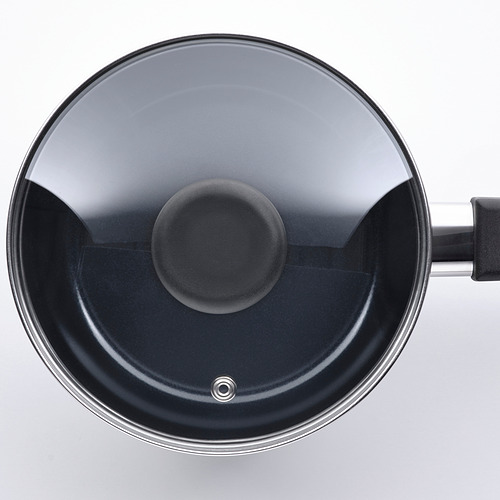 Cacerola con tapa de vidrio, revestimiento antiadherente, base de acero inoxidable, mango resistente.