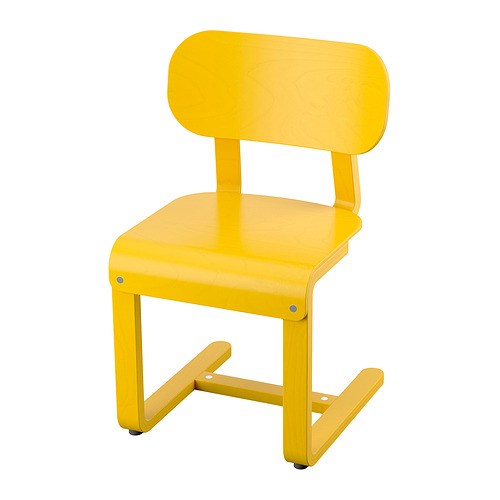 Silla voladizo de color amarillo brillante, hecha de madera con un diseño elegante y curvo para mayor comodidad y estilo.
