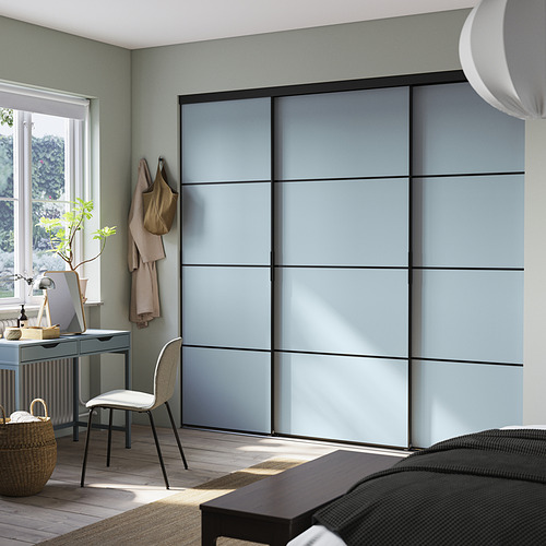SKYTTA / BOAXEL, walk-in wardrobe with sliding doors. 2 of 3 open dialog
