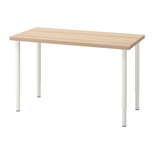 LAGKAPTEN: moderno escritorio de madera marrón claro con patas de metal blanco, forma rectangular, diseño minimalista.