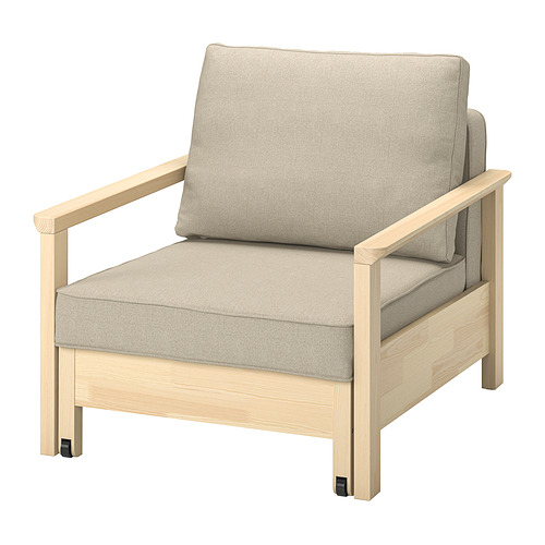 El sillón TORNSBORG es una silla tapizada de color beige claro con estructura y reposabrazos de madera clara. Es minimalista y elegante, perfecto para espacios modernos.