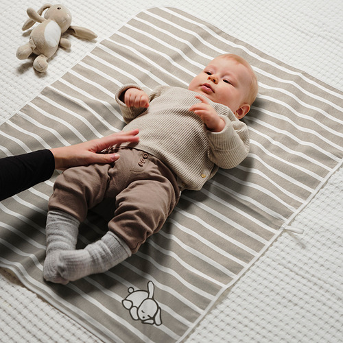 LEN, tapete para el cuidado del bebé. 3 de 4 open dialog