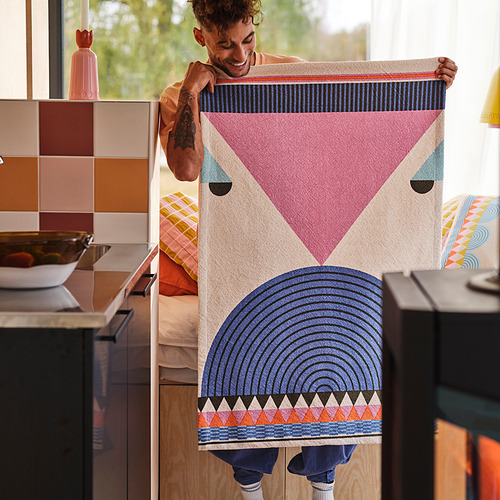 OMMJÄNGE, hanging tapestry. 2 of 4 open dialog