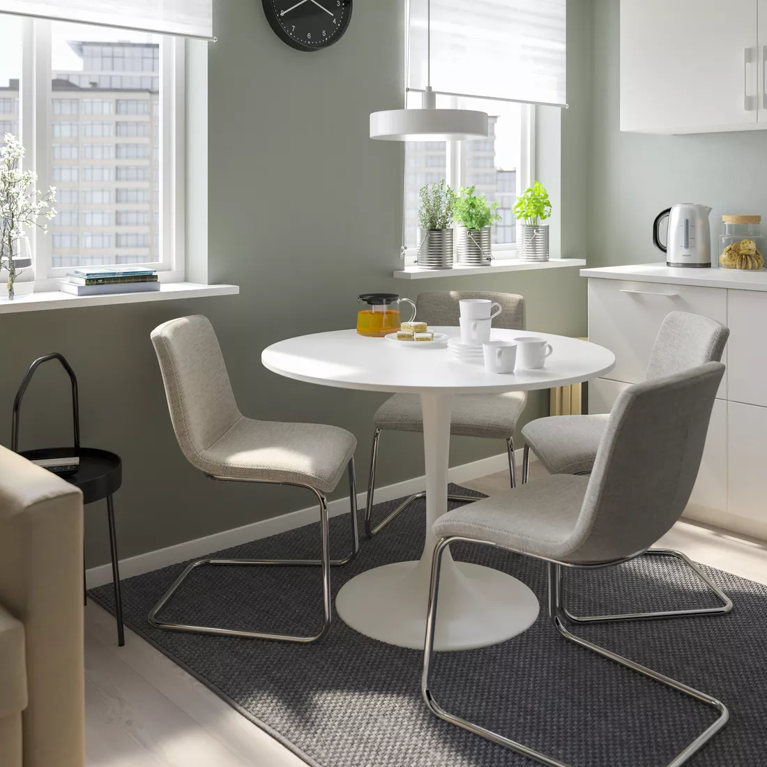 IKEA Puerto Rico DOCKSTA roun table, white, Ø40 1/2