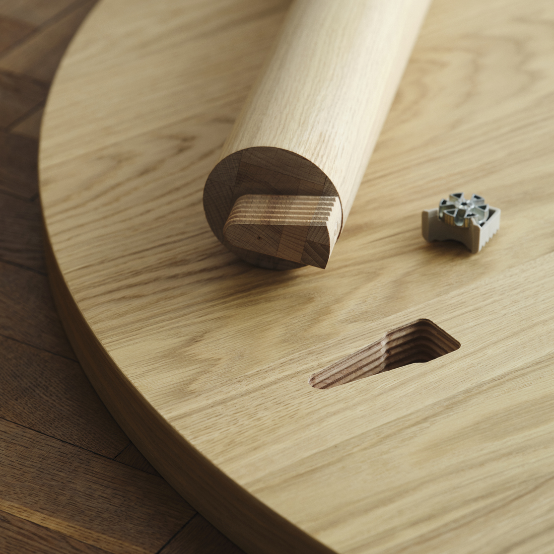 STOCKHOLM 2025, round dining table and 4 chairs. 4 of 8 open dialog