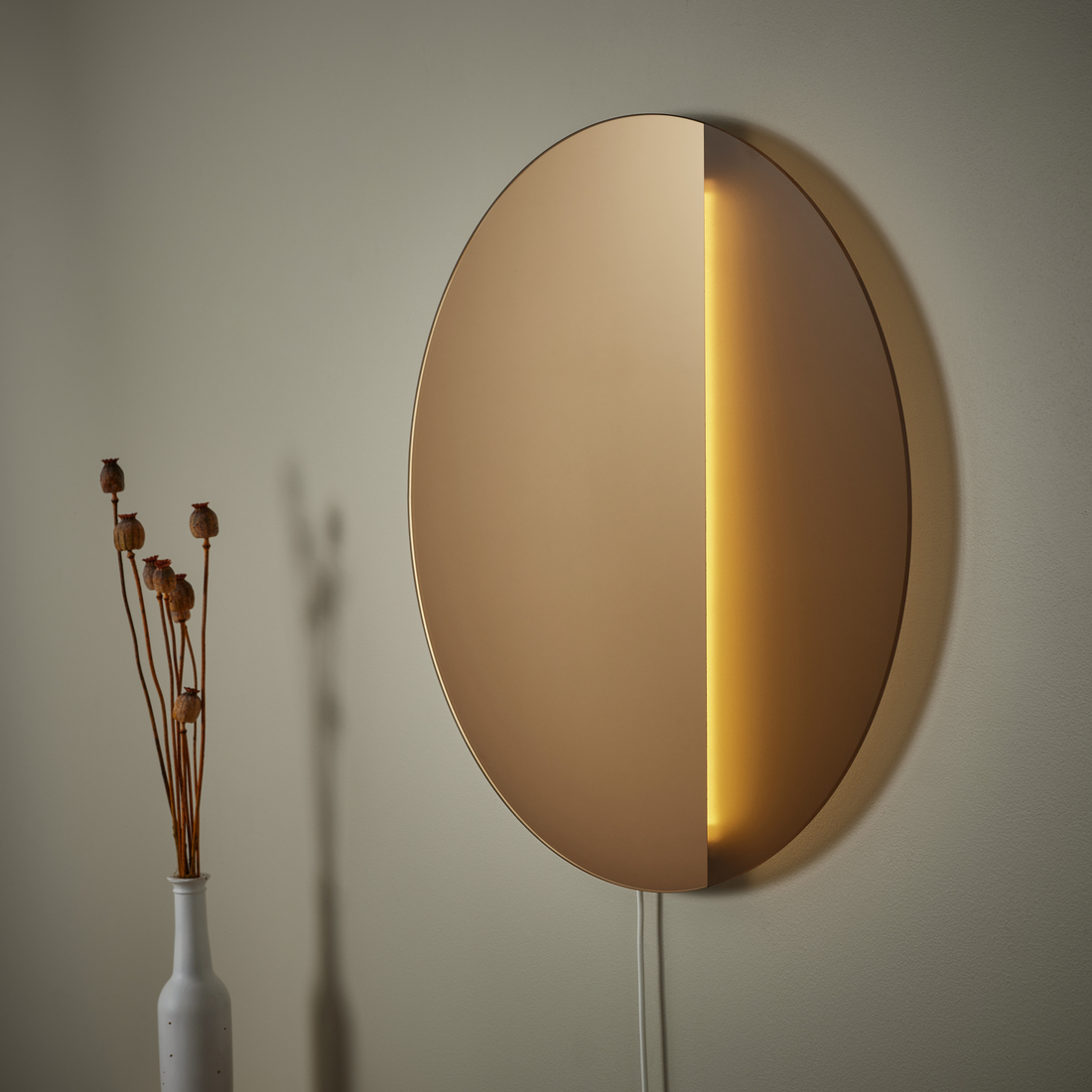 VARMBLIXT, LED wall/mirror lamp 150lm 2700K. 3 of 6 open dialog