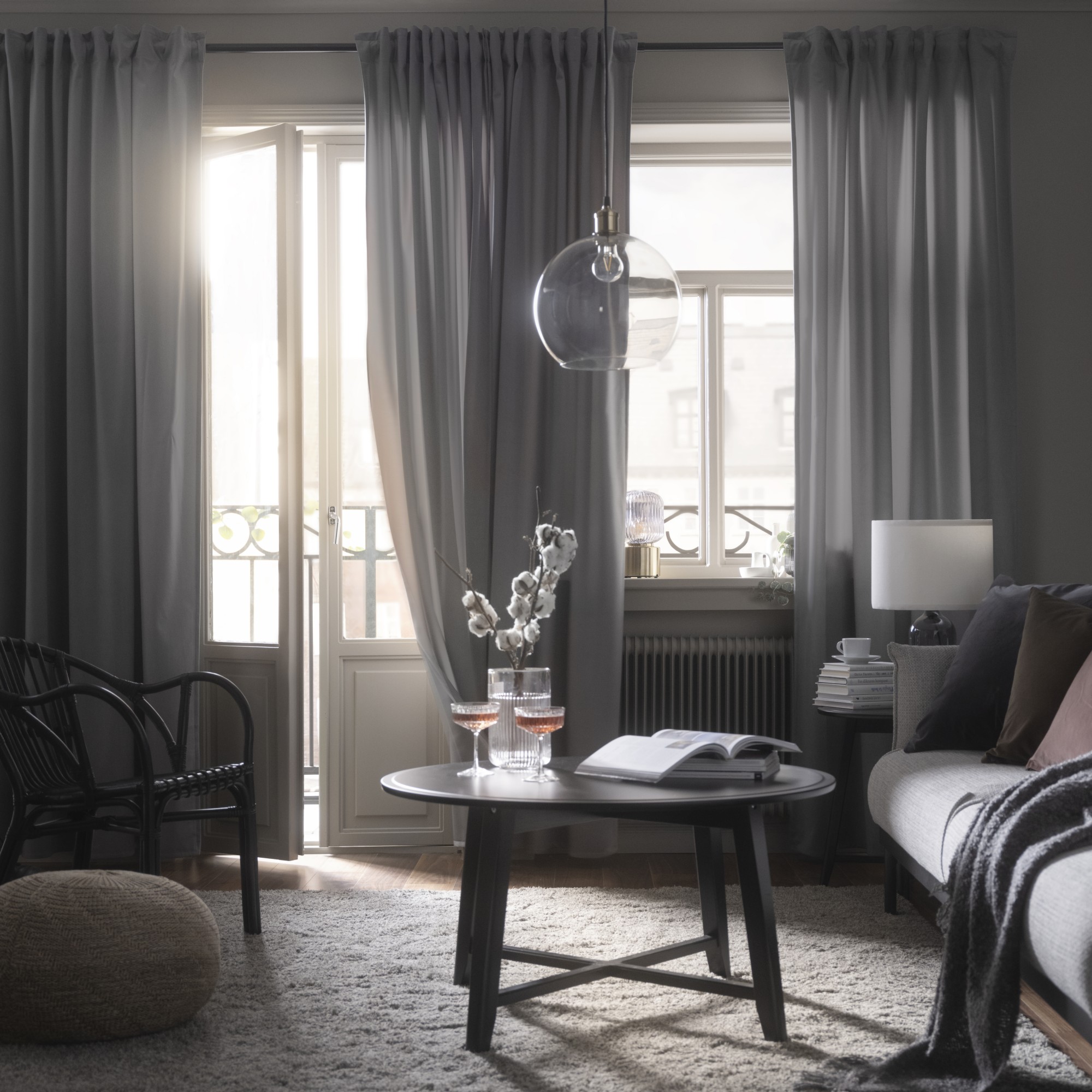 SANDSVINGEL, Cortinas traslúcidas, 1 par. 2 de 5 open dialog