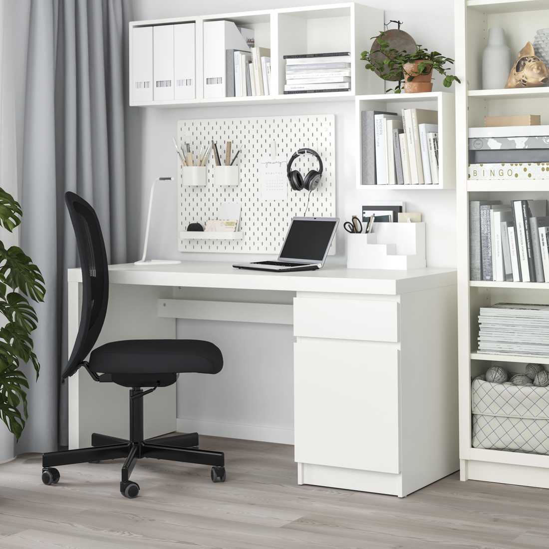 MALM, desk. 3 of 8 open dialog