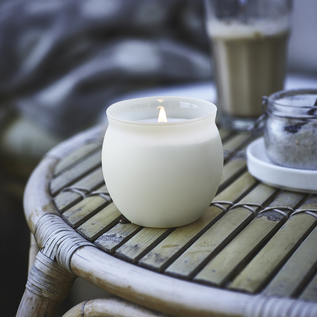 JÄMLIK, scented candle in glass. 2 of 5 open dialog