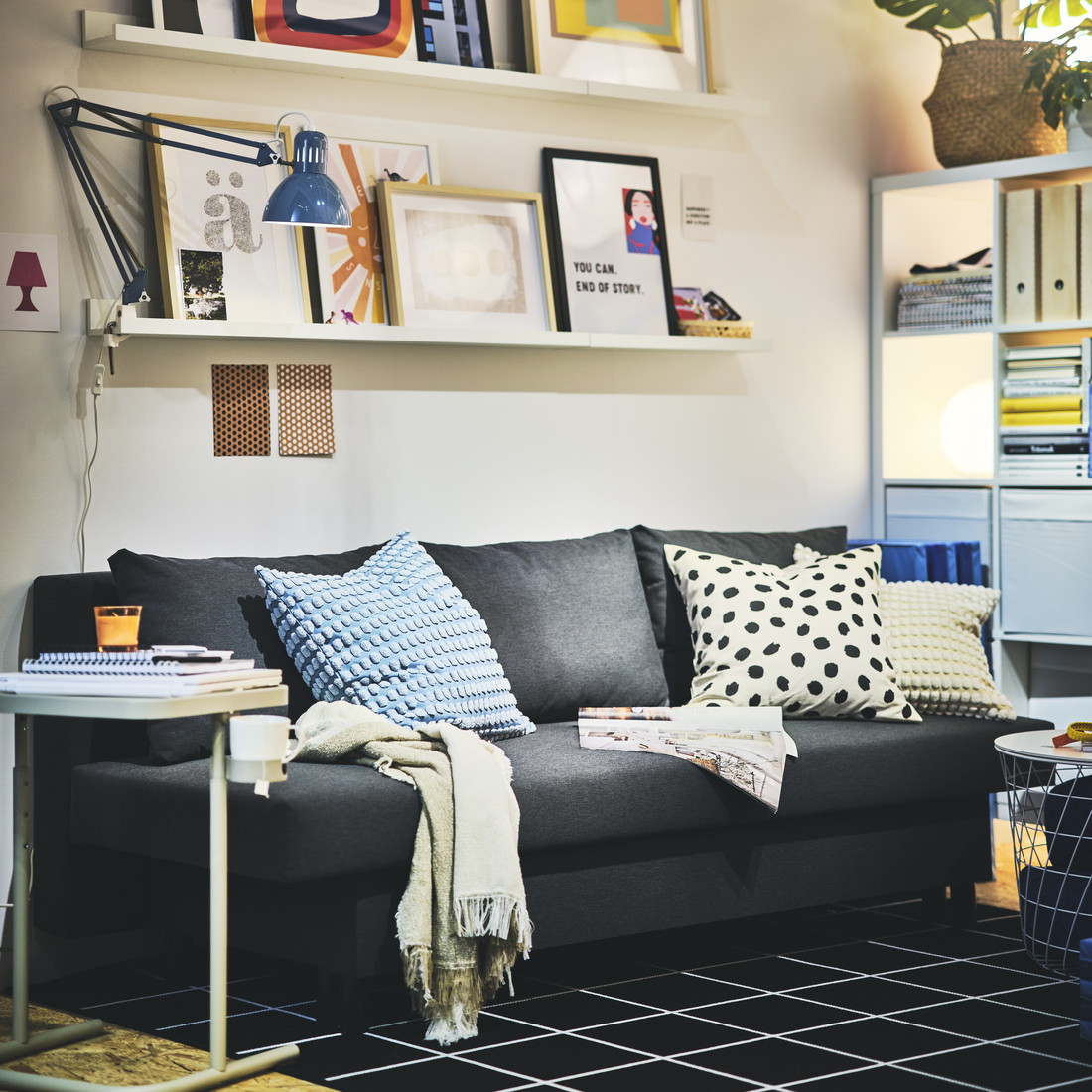 SVARTPOPPEL, cushion cover. 2 of 4 open dialog