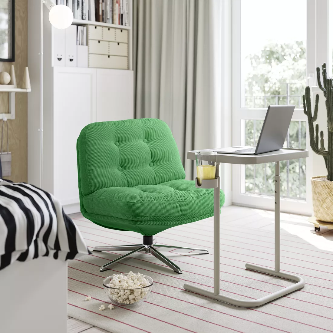 IKEA Dyvlinge green グリーン DYVLINGE ディヴリンゲ 回転イージーチェア, ケーリンゲ グリーン - IKEA