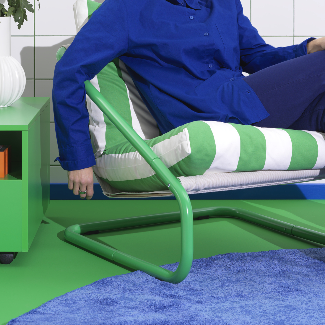 ÖNNESTAD, armchair. 3 of 6 open dialog