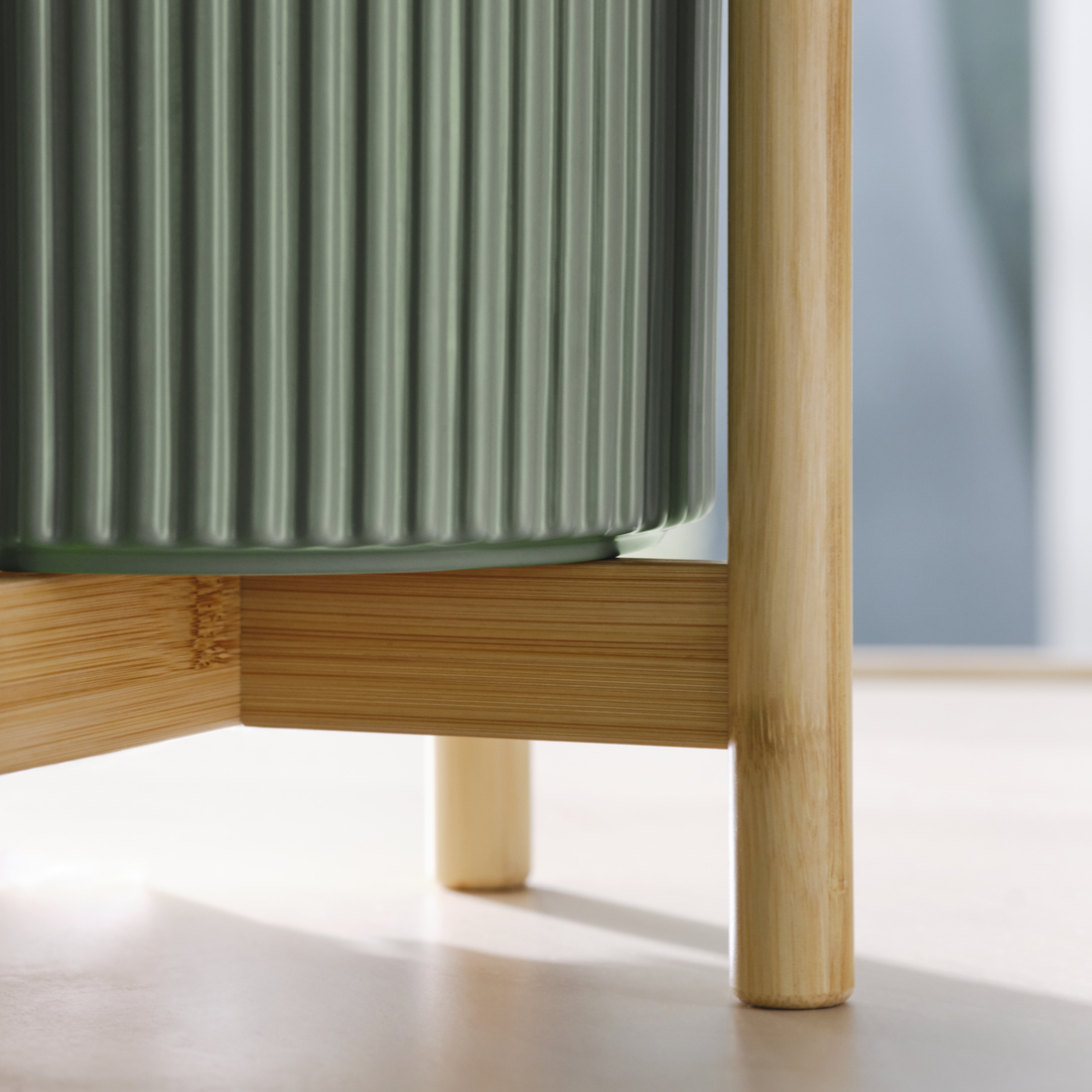 DAKSJUS, pedestal para plantas. 4 de 7 open dialog