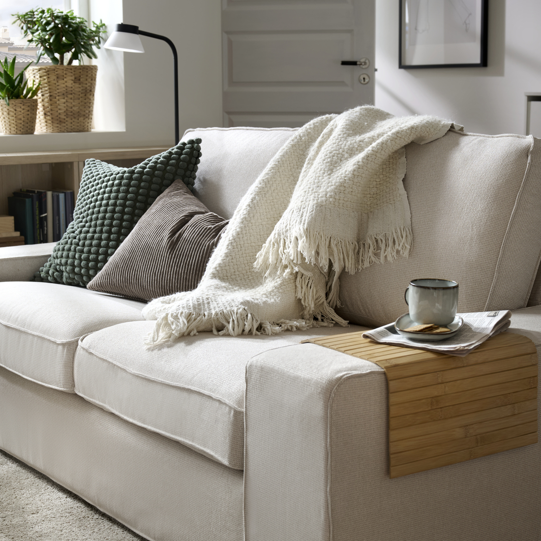 RÖDEBY, armrest tray. 4 of 5 open dialog