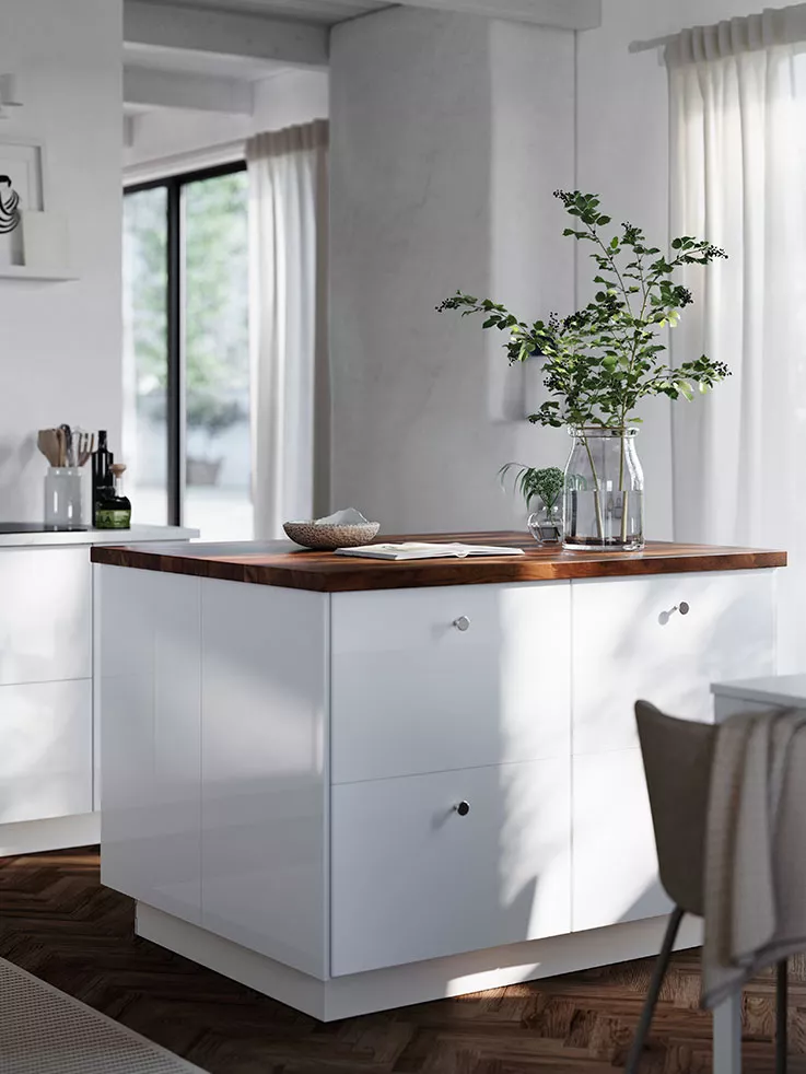 IKEA Puerto Rico - High gloss white kitchen cabinets with lots of storage