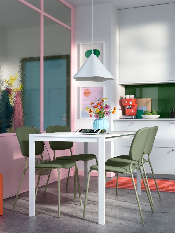 Modern kitchen with ZEBRASÄV, VIHALS, SKOGSTUNDRA, RÖDALM and VÄGSKYLT forming a colorful and functional corner.
